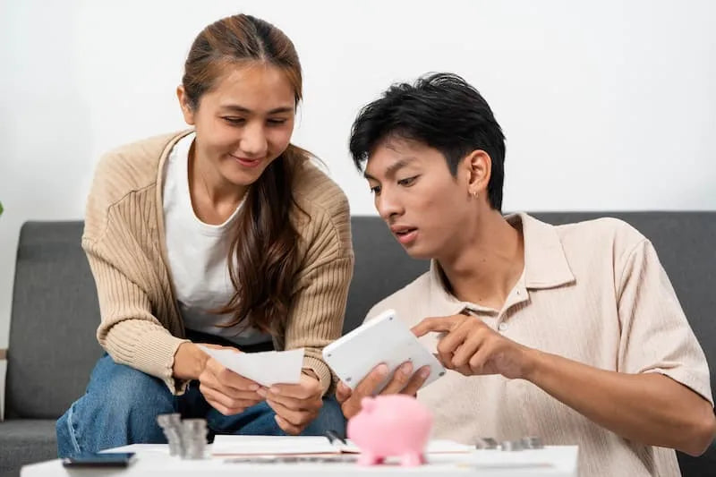 Financial Red Flags in Relationships: What to Ask When Your Partner Has Debt